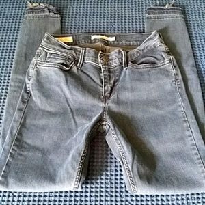 Levi's super skinny super filiforme size 27